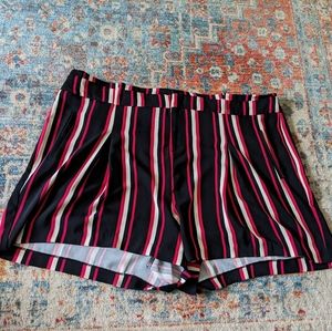 Torrid Women's 24 Black And Pink Stripe Dressy Shorts Pleated Front Style 208